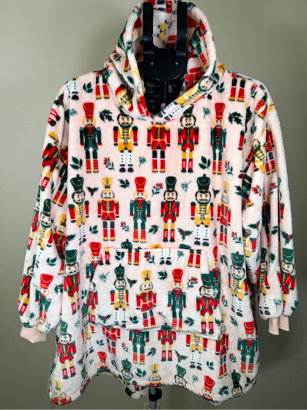 THROWZY Junior by Marlo Lorenzo Nutcracker Hooded Poncho One Size
